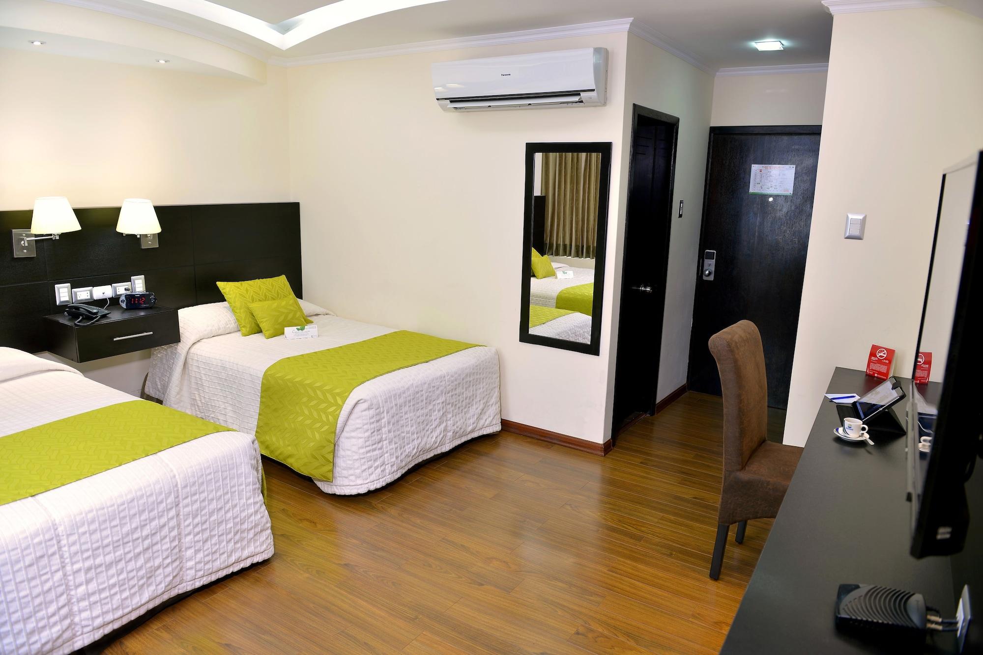 Hotel Ramada 3*